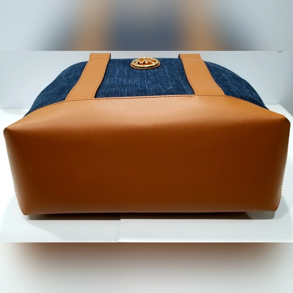 ♥New Michael Kors w/Tags♥ - Picture 6 of 6